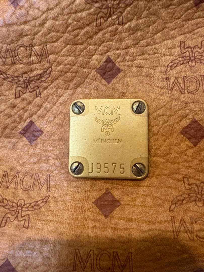 MCM ボストンバッグ 大容量　ヴィンテージ（ギャランティカードあり）