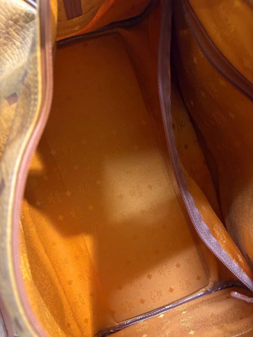 MCM ボストンバッグ 大容量　ヴィンテージ（ギャランティカードあり）