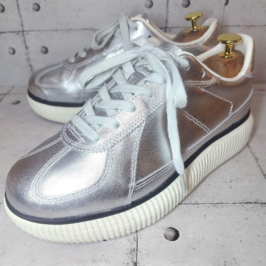 【美品】 オニツカタイガー レディース シルバー 厚底 レザー デレシティ