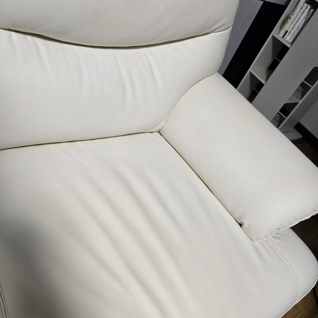 【お引き取りは半額に値下げ】合成皮革 2人用ソファ ニトリ