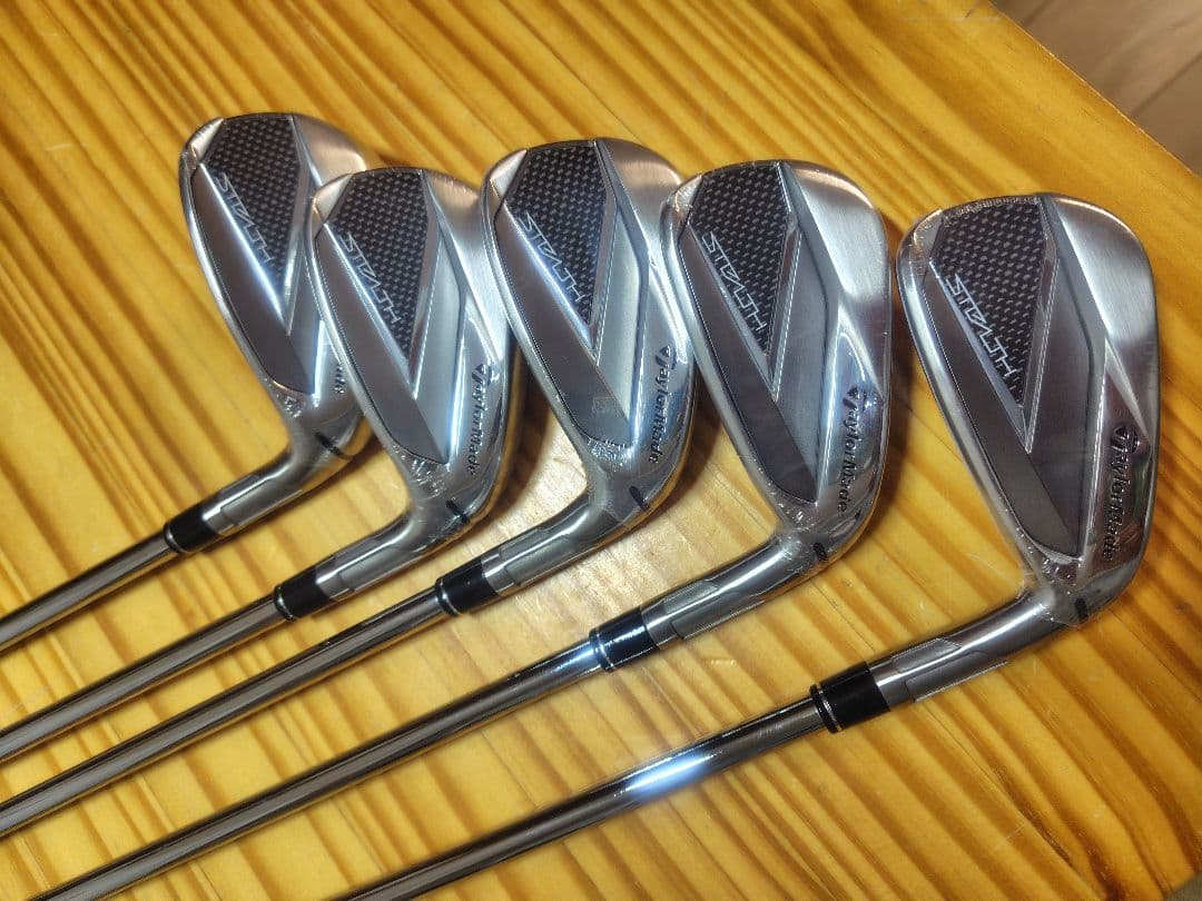 ★未使用箱入り★テーラーメイド ステルスアイアンセット 6-9 P 5本