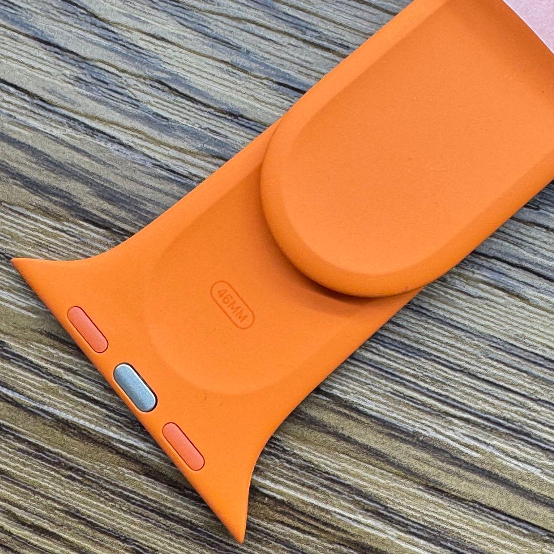 2388 未使用　Apple Watch エルメス　オレンジ　ラバー　スポーツ