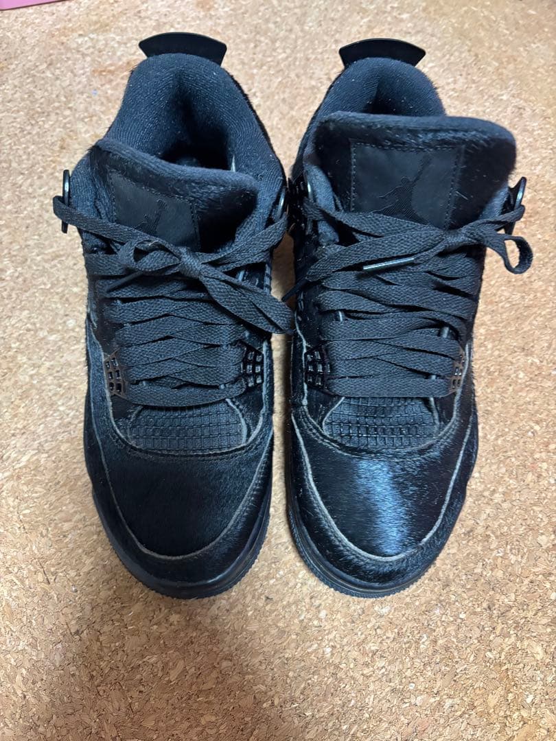 エア ジョーダン4 オリビアキム　ブラックキャット