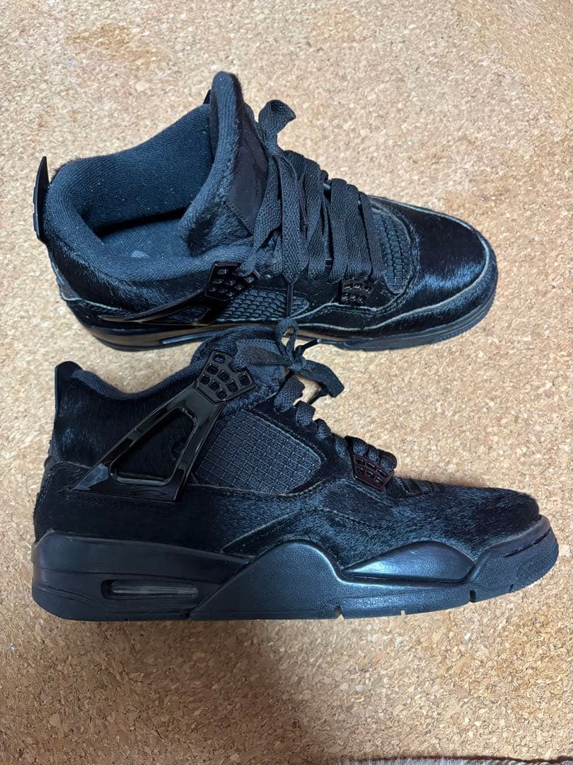 エア ジョーダン4 オリビアキム　ブラックキャット