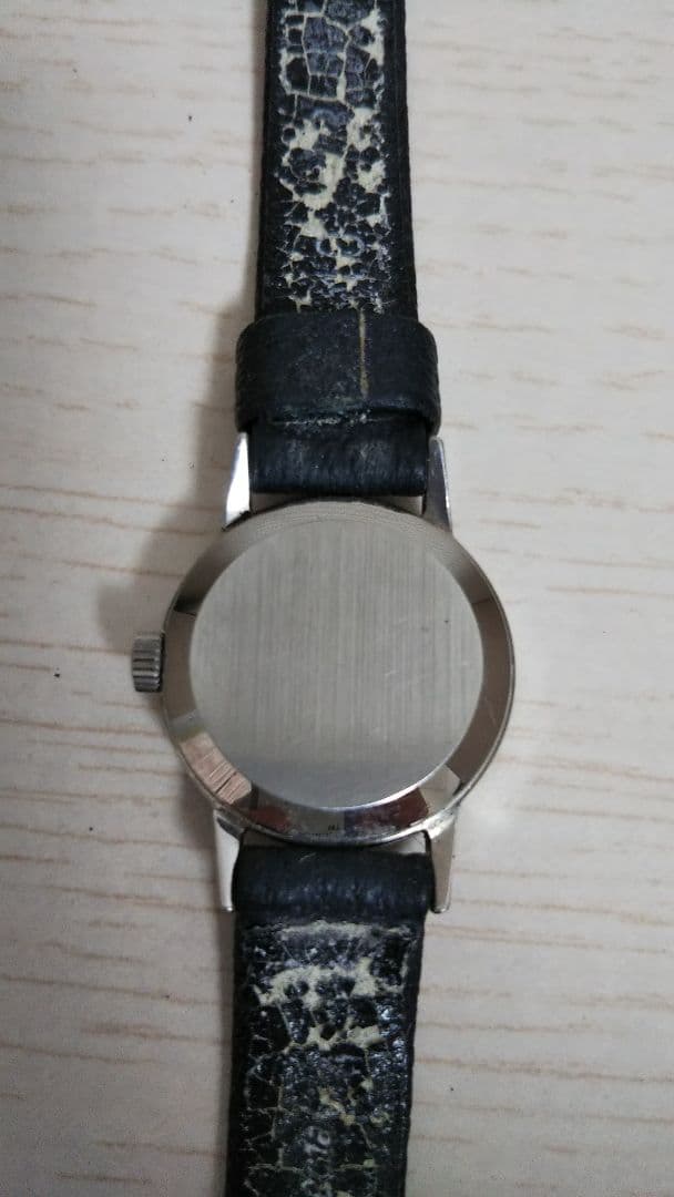 OMEGA DE VILLE 手巻