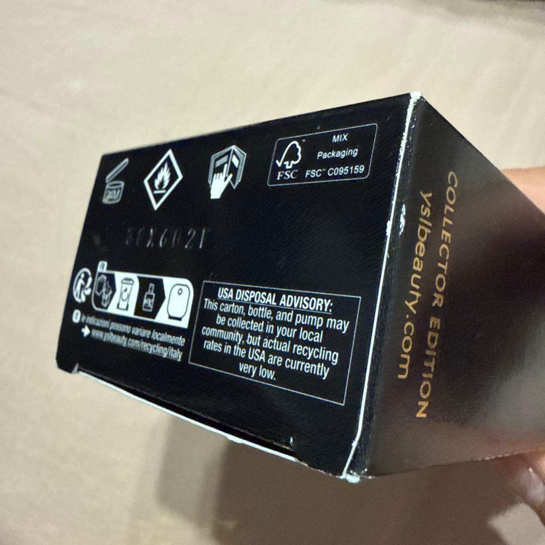 イヴ・サンローラン リブレ オーデパルファム コレクター 50ml