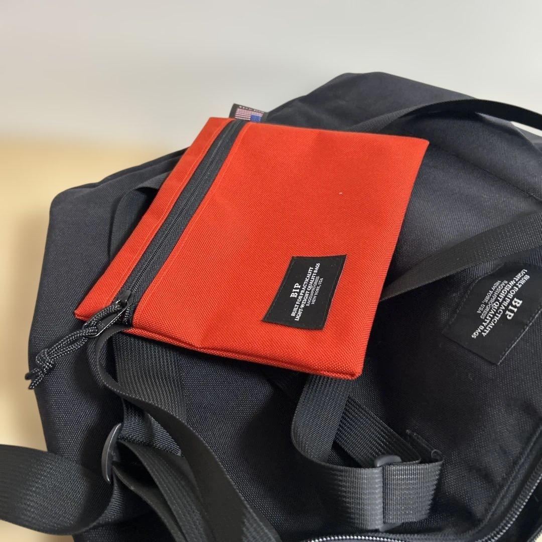 BIP 2way バッグ　ポーチ付き　黒　数回使用の美品バッグインプログレス