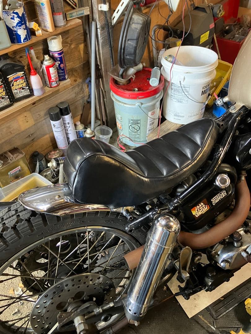 4速フレーム　ワンオフ　シート　フェンダー　ショベルBULL ORIGINAL