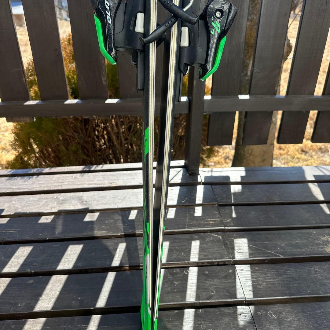 サファイア　HEAD 156cm LYT TECH V4 V SHAPE