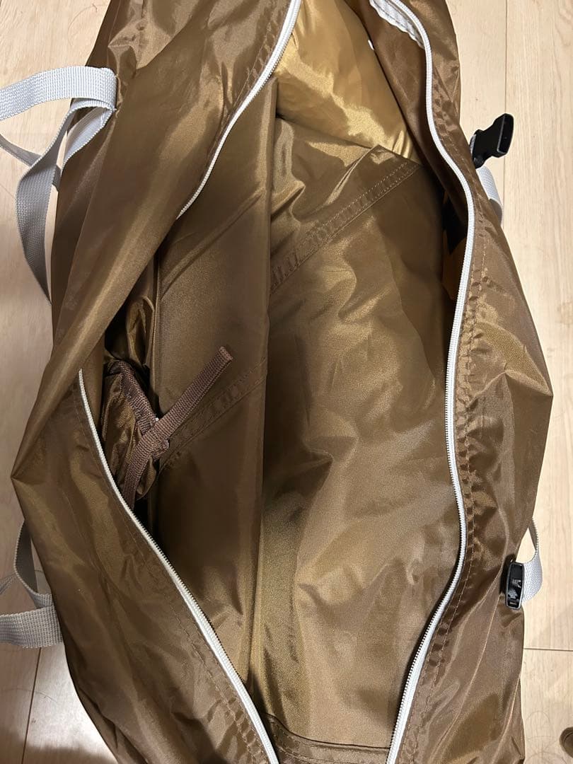 インフレータブル美品 ダークブラウン4人用エアーテント+別売りグランドシート