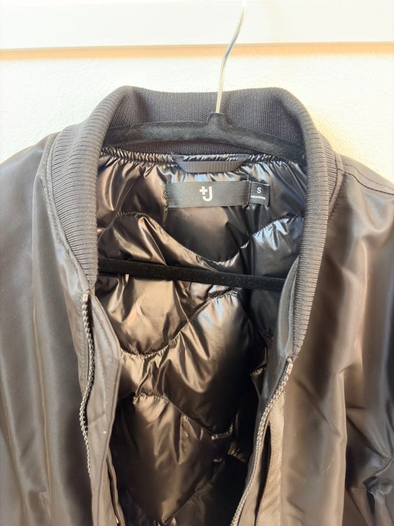 UNIQLO＋jハイブリッドダウンオーバーサイズMA－1 Sサイズ2026モデル