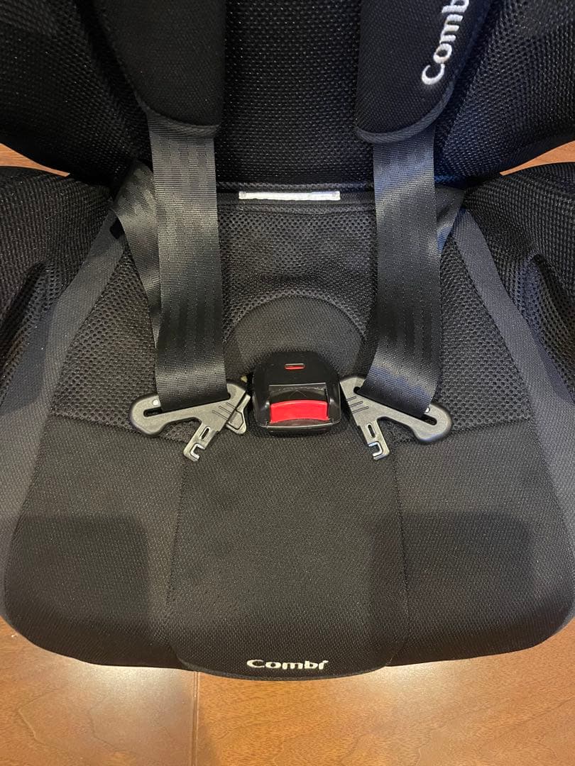 Combi チャイルドシート ブラック