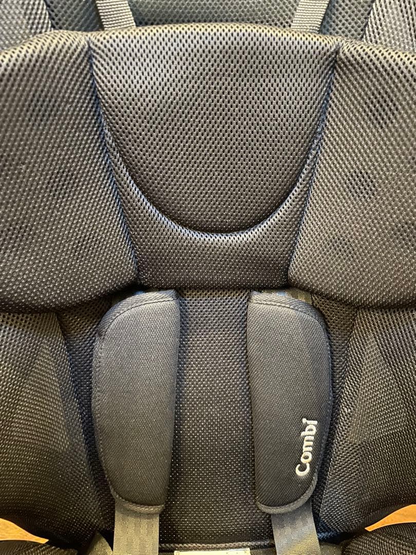 Combi チャイルドシート ブラック