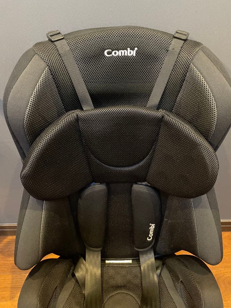 Combi チャイルドシート ブラック