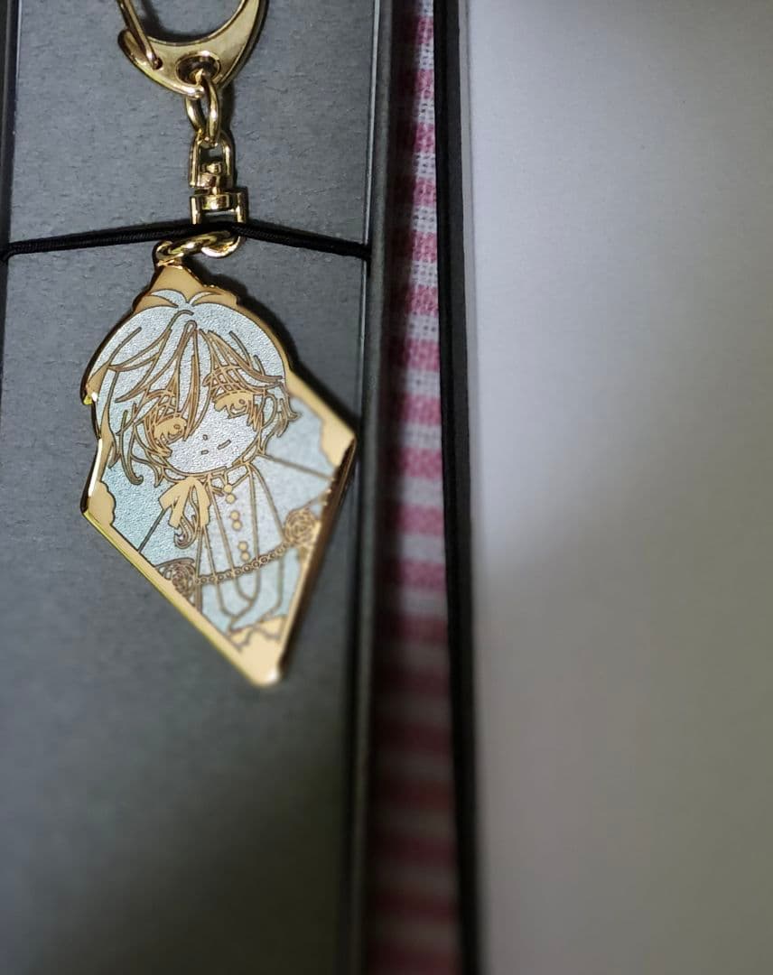 CLAMP　30周年　京七宝キーホルダー　ファイ