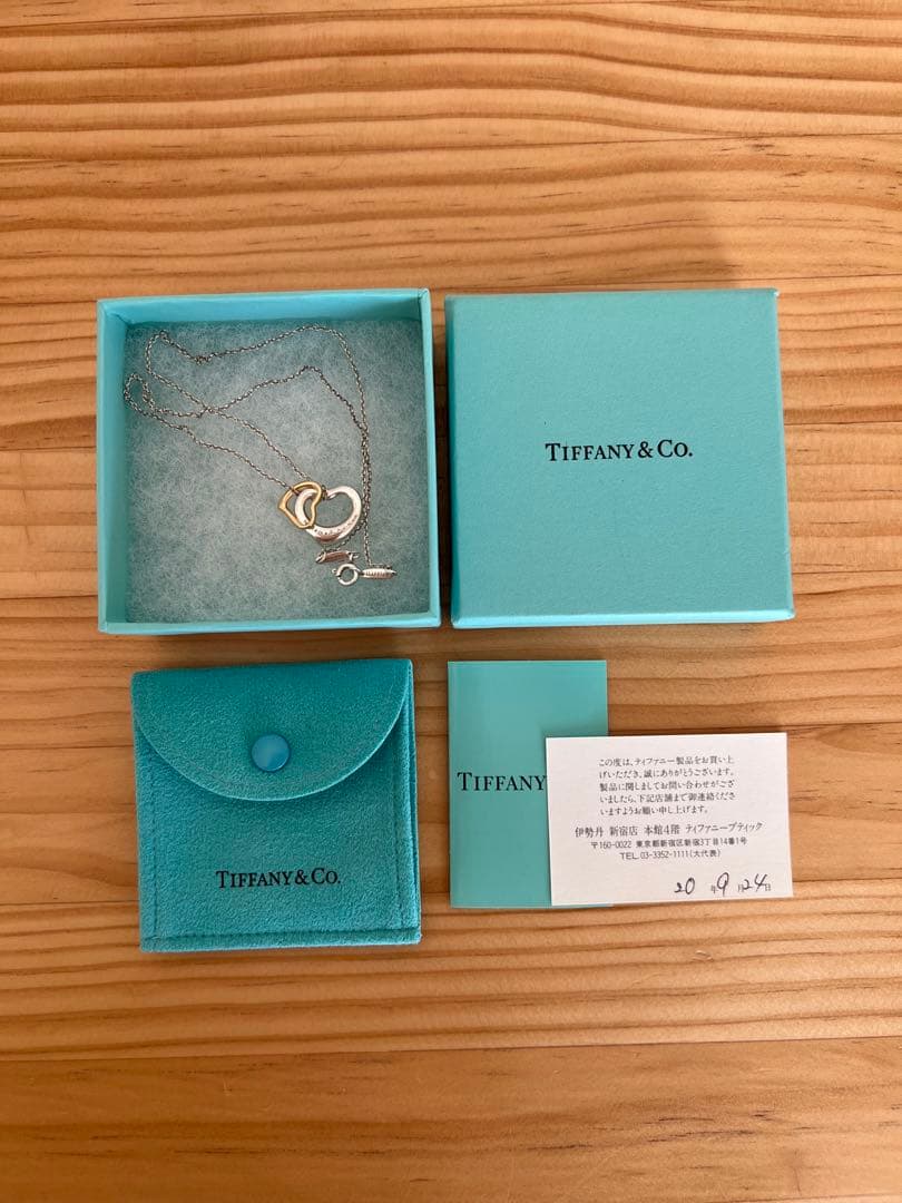 Tiffany オープンハートネックレス（保証書付）とk18のハートのセット
