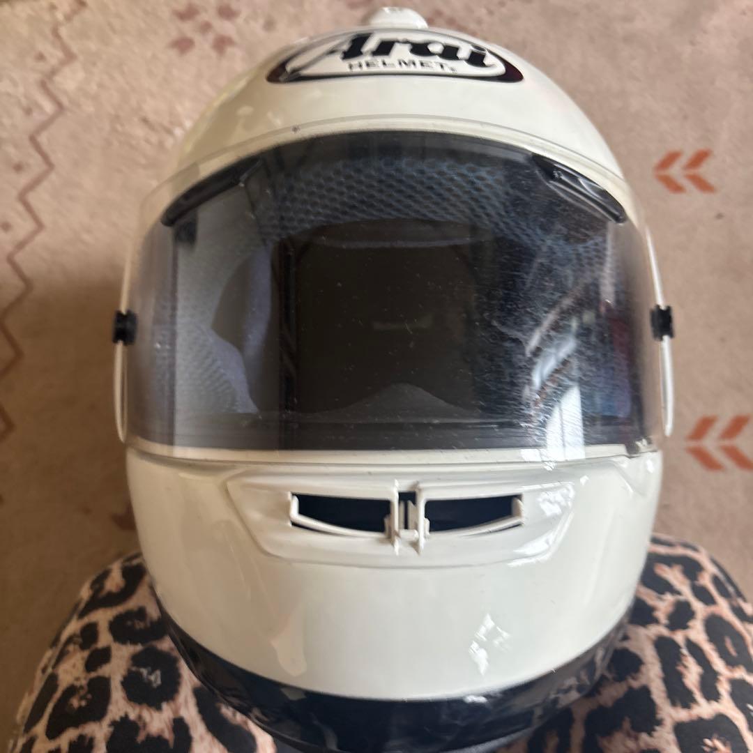 Arai ホワイト ジェットヘルメットサイズ57ー58Mサイズ