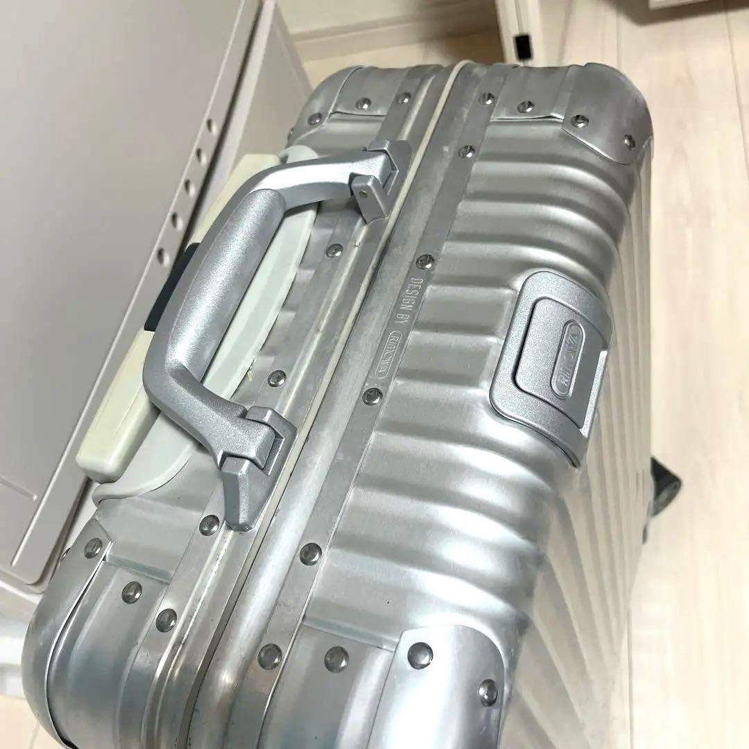 リモワ　トパーズ　4輪　機内持ち込み　2012年購入