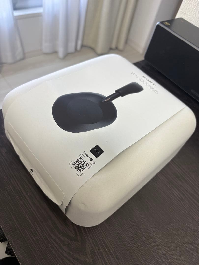 ソニーWH−1000XM6 ブラック ワイヤレスヘッドホン キャリングケース付き