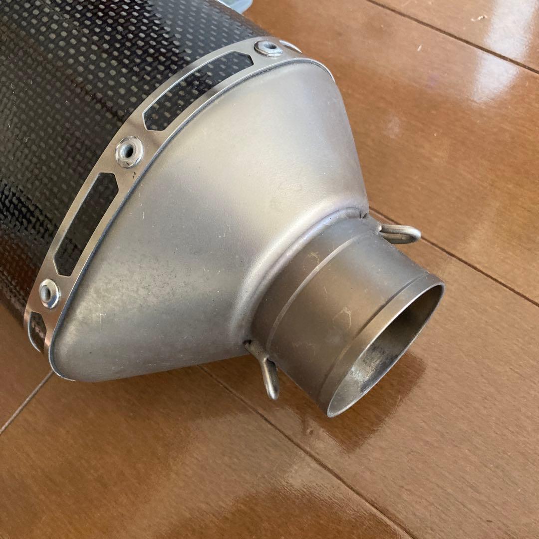 Akrapovicカーボンマフラー　2012年CBR100RR用で使用