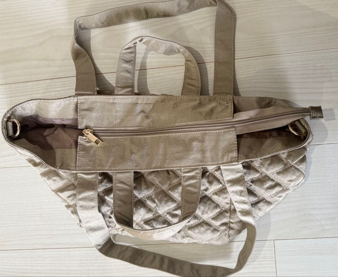 soleile Dカンバッグ ベージュ　完売品