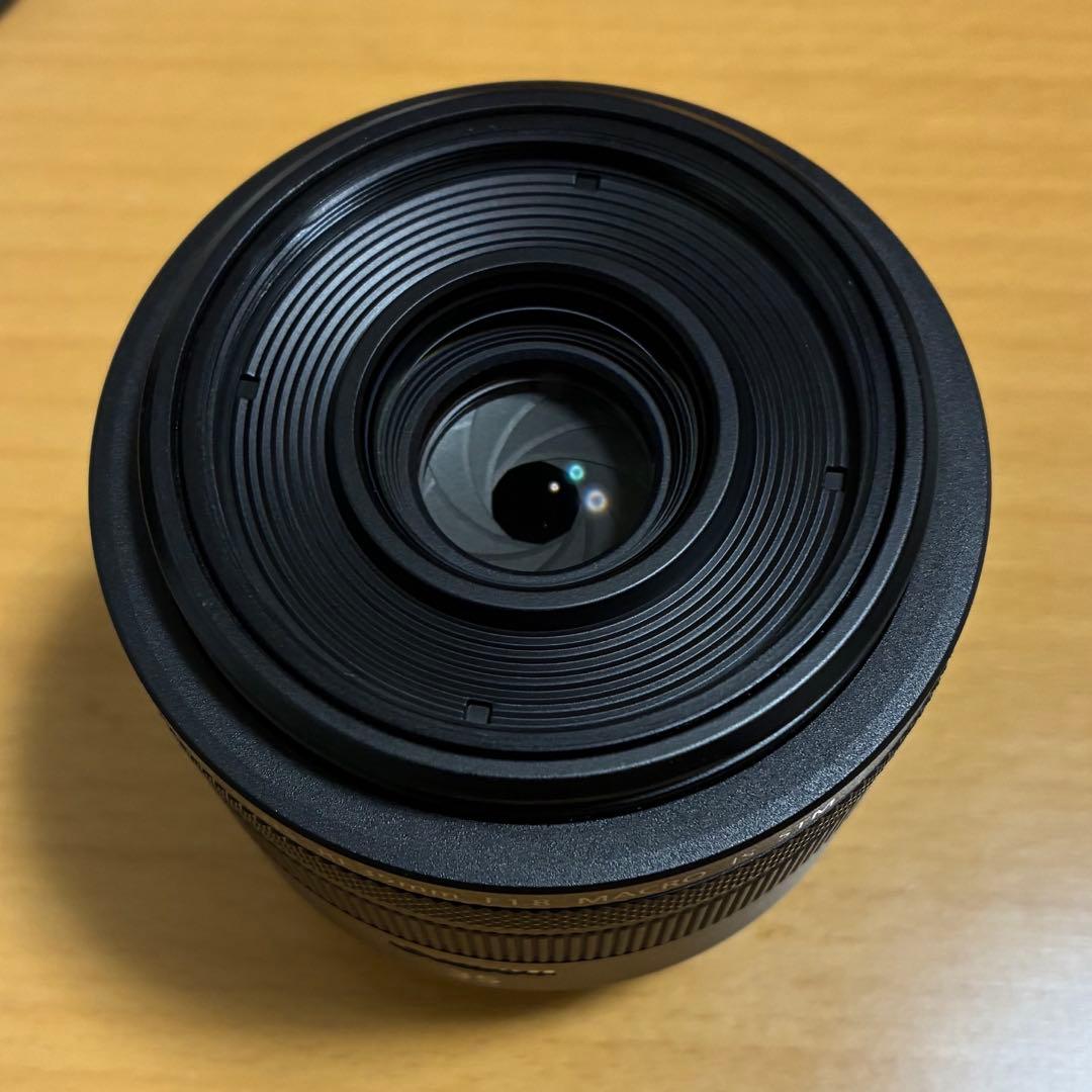 Canon (キヤノン) RF35mm F1.8 マクロ IS STM