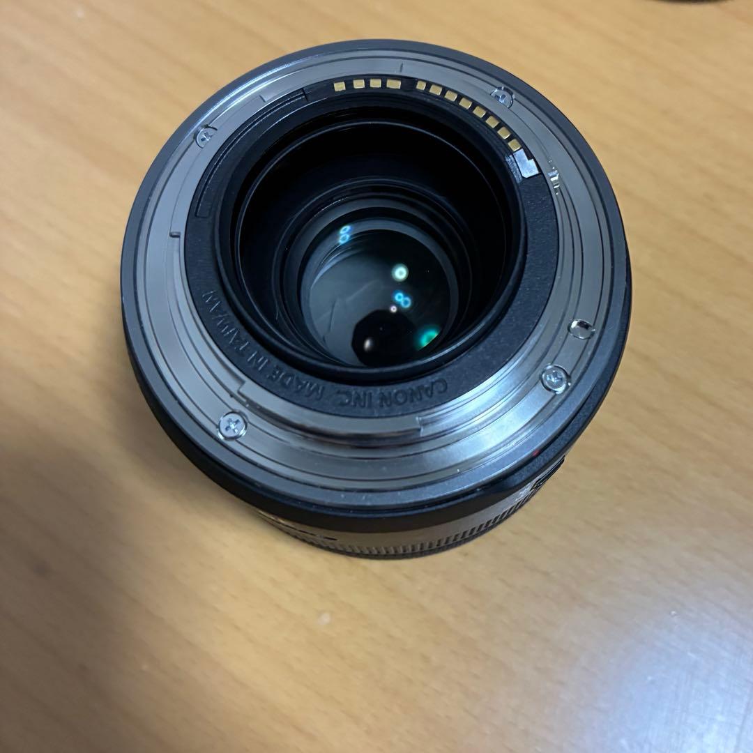 Canon (キヤノン) RF35mm F1.8 マクロ IS STM