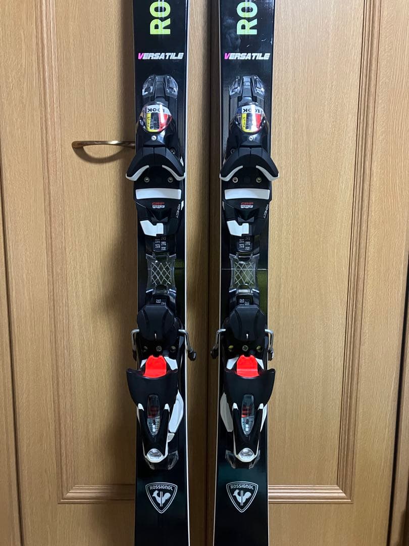 未使用品ロシニョールSUPER VIRAGE V VERSATILE 174cm