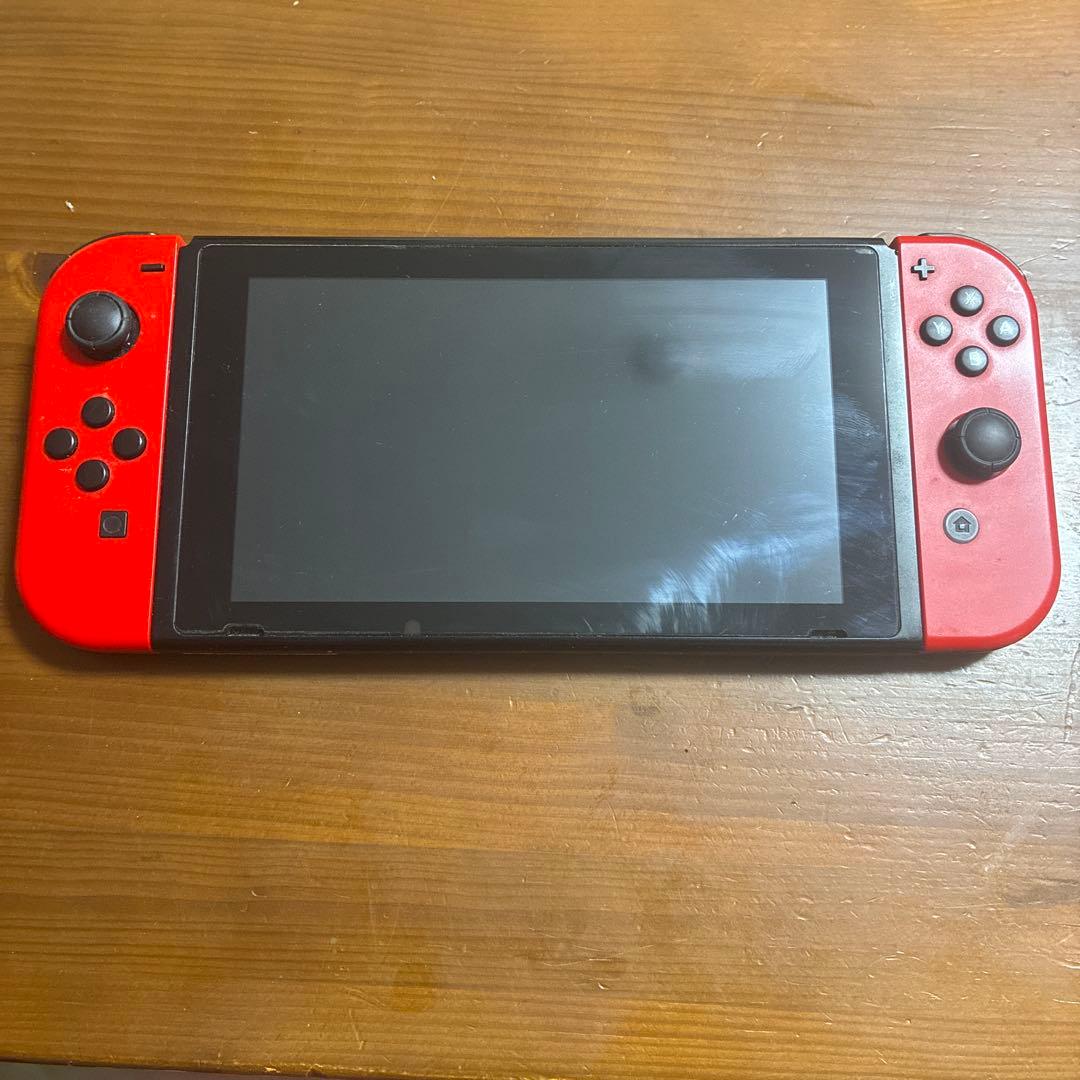 Nintendo Switch 赤