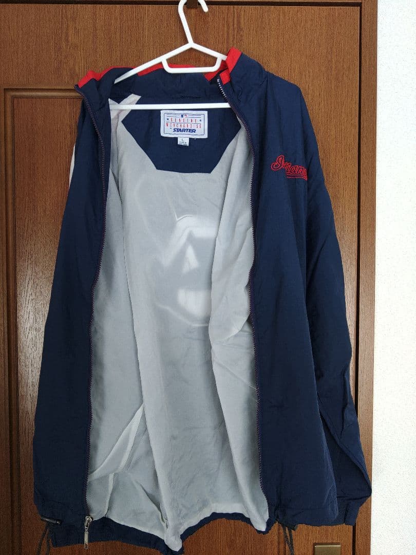 超レア物！クリーブランド・インディアンスウインドブレーカー