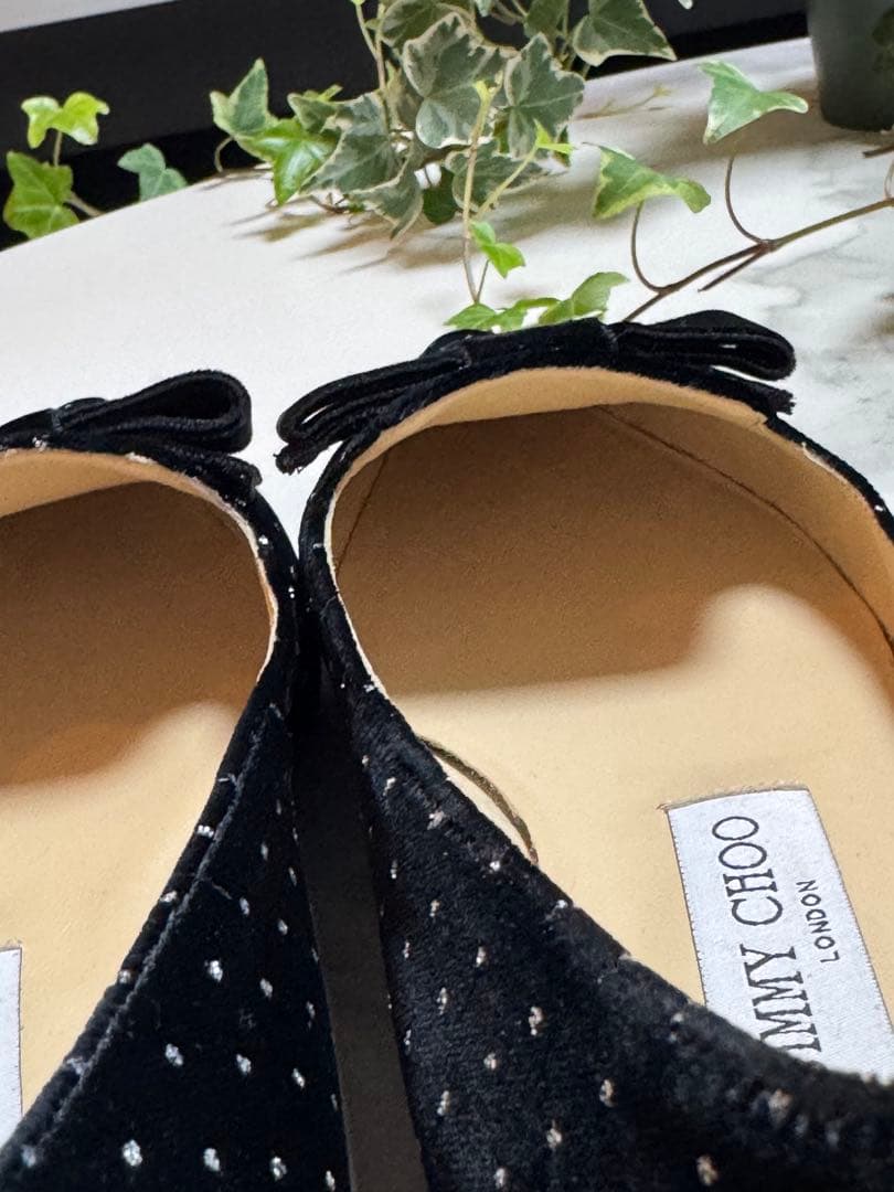 m*o様 JIMMY CHOO ブラックドットフラットシューズ