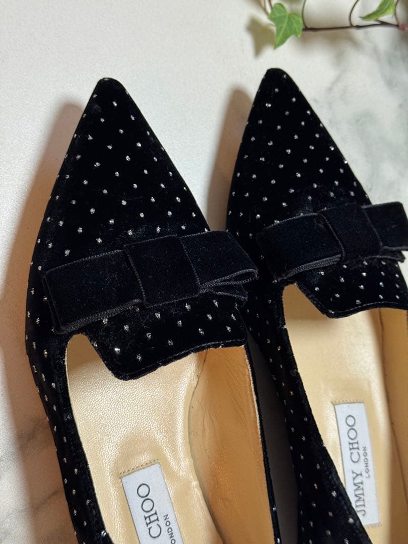 m*o様 JIMMY CHOO ブラックドットフラットシューズ