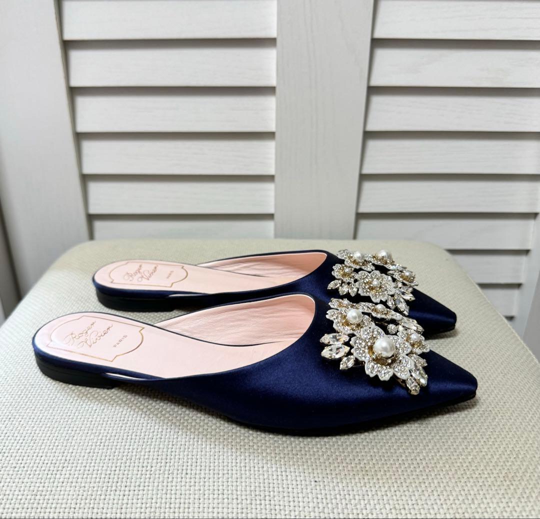 poaki様 美品☆ ロジェヴィヴィエ RogerVivier パール バックル