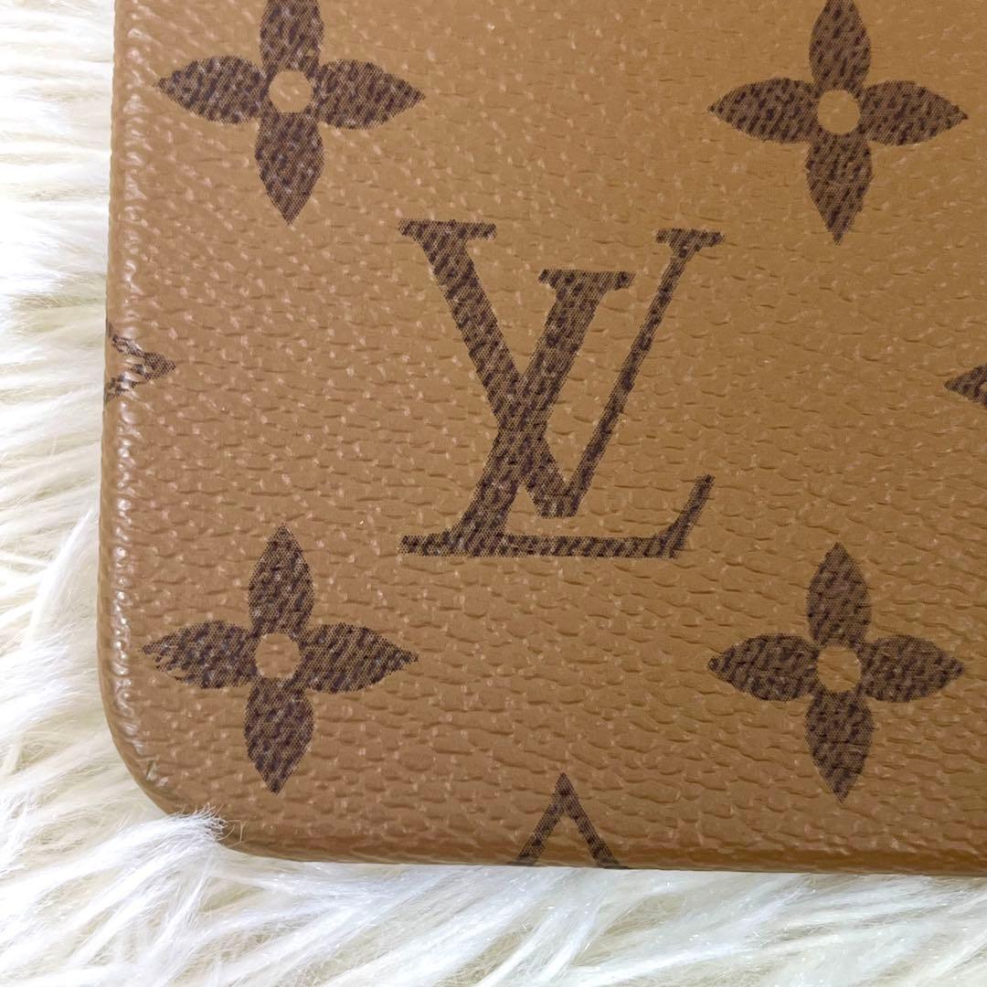 ルイヴィトン iPhone15pro モノグラム リバースフォリオ ケース