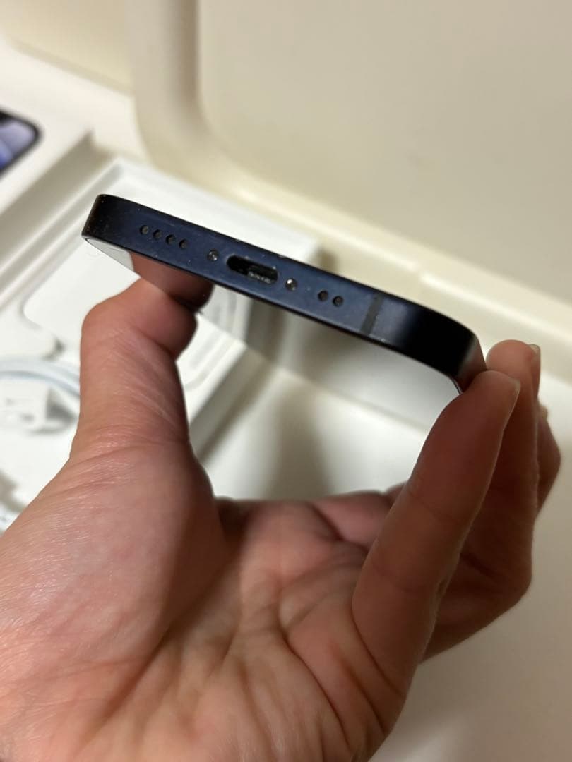 Apple iPhone 12 ブラック 64GB 本体 充電ケーブル付き