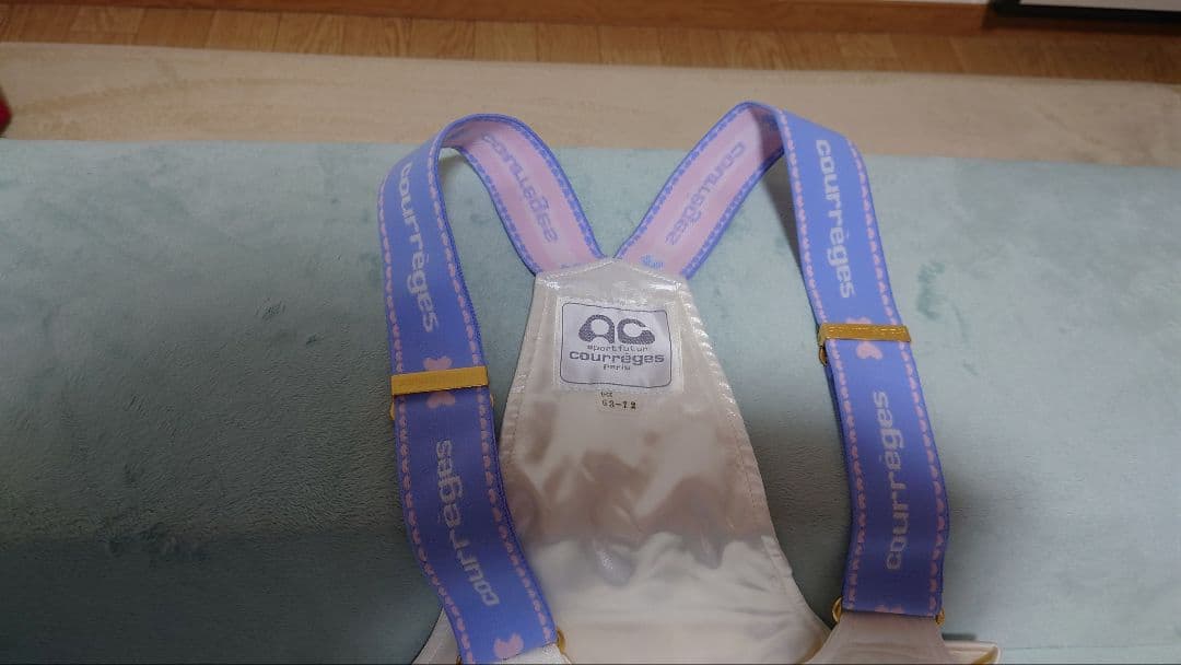 スキーウエアー(女性)上下セット+ 新品長期保管品