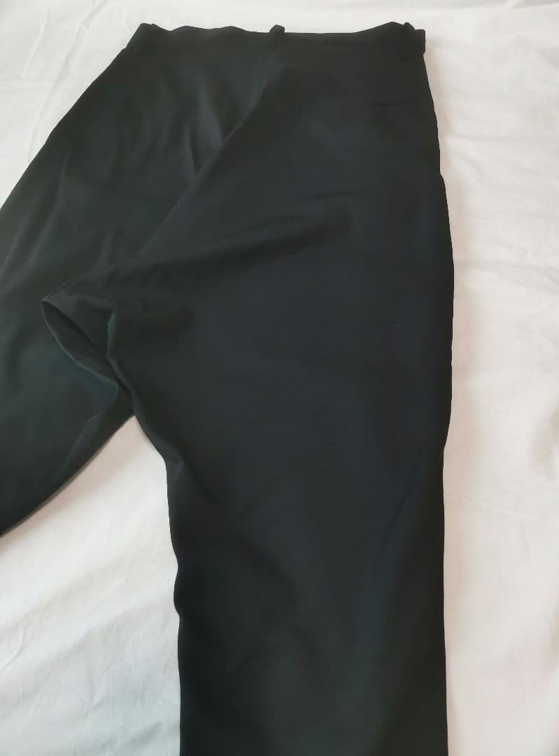 美品 リミフゥ 定番Wギャバサルエルパンツ S ウール ブラック