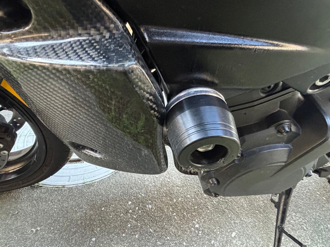 gsr400用　カーボンシュラウド