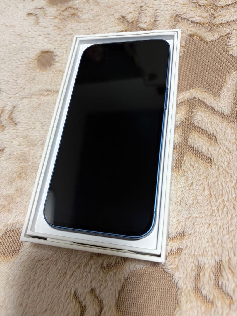 ［美品］iPhone13 256GB ブルー