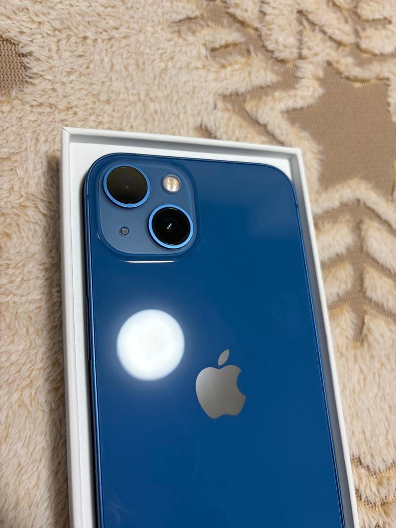 ［美品］iPhone13 256GB ブルー