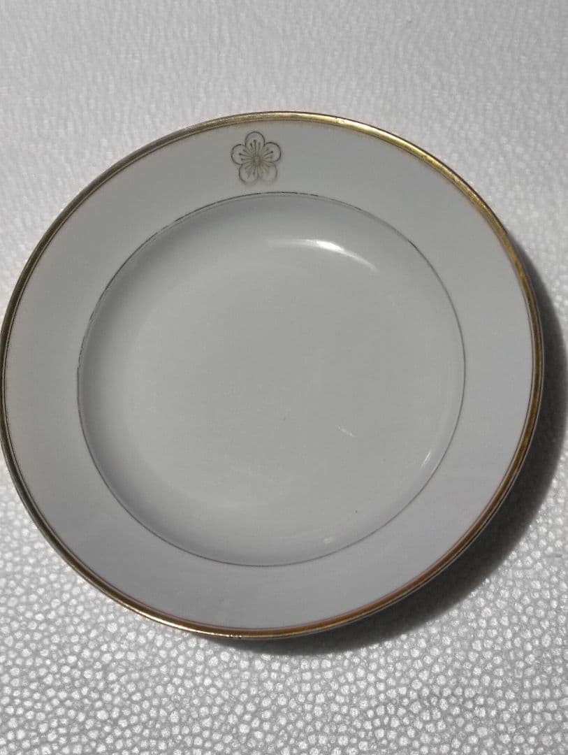 朝鮮王朝家紋入り皿