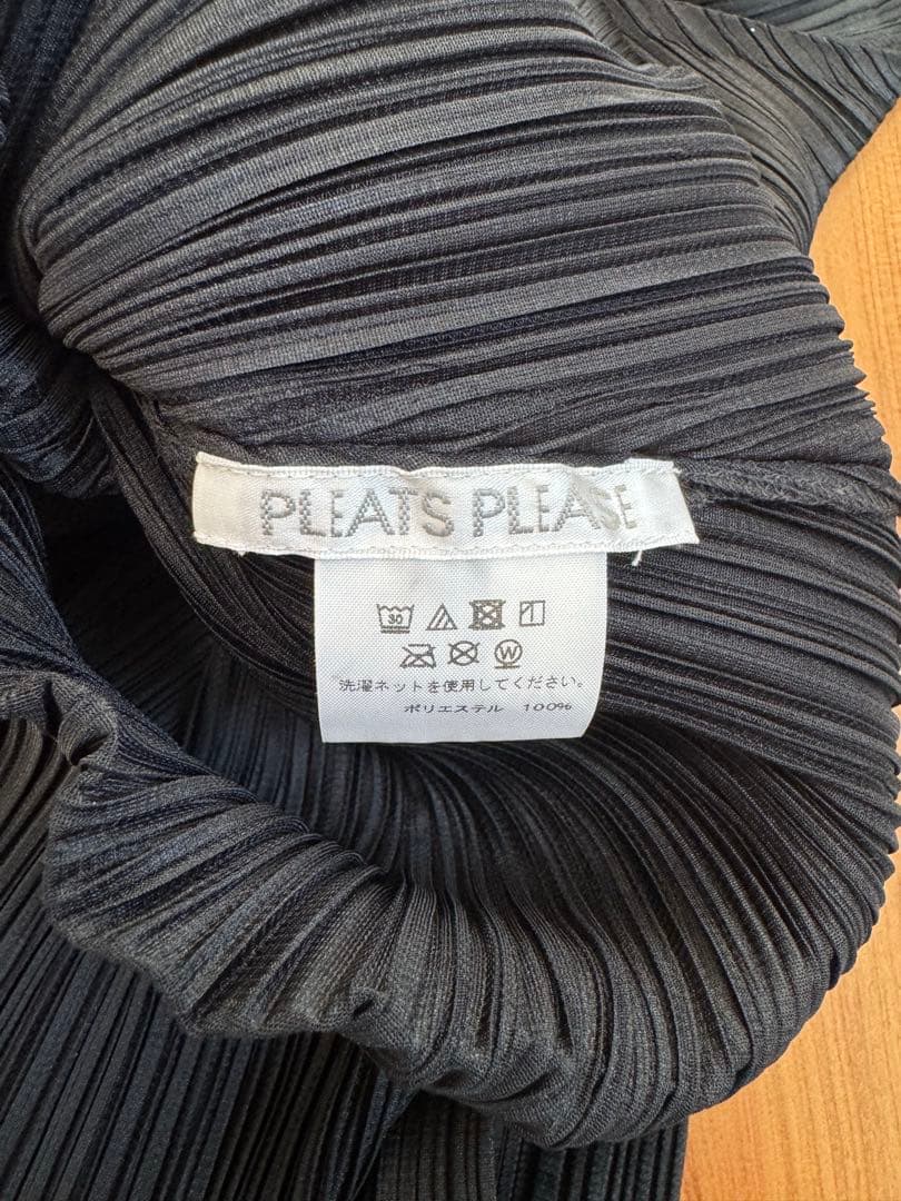 Yamayan PLEATS PLEASE 黒チュニック