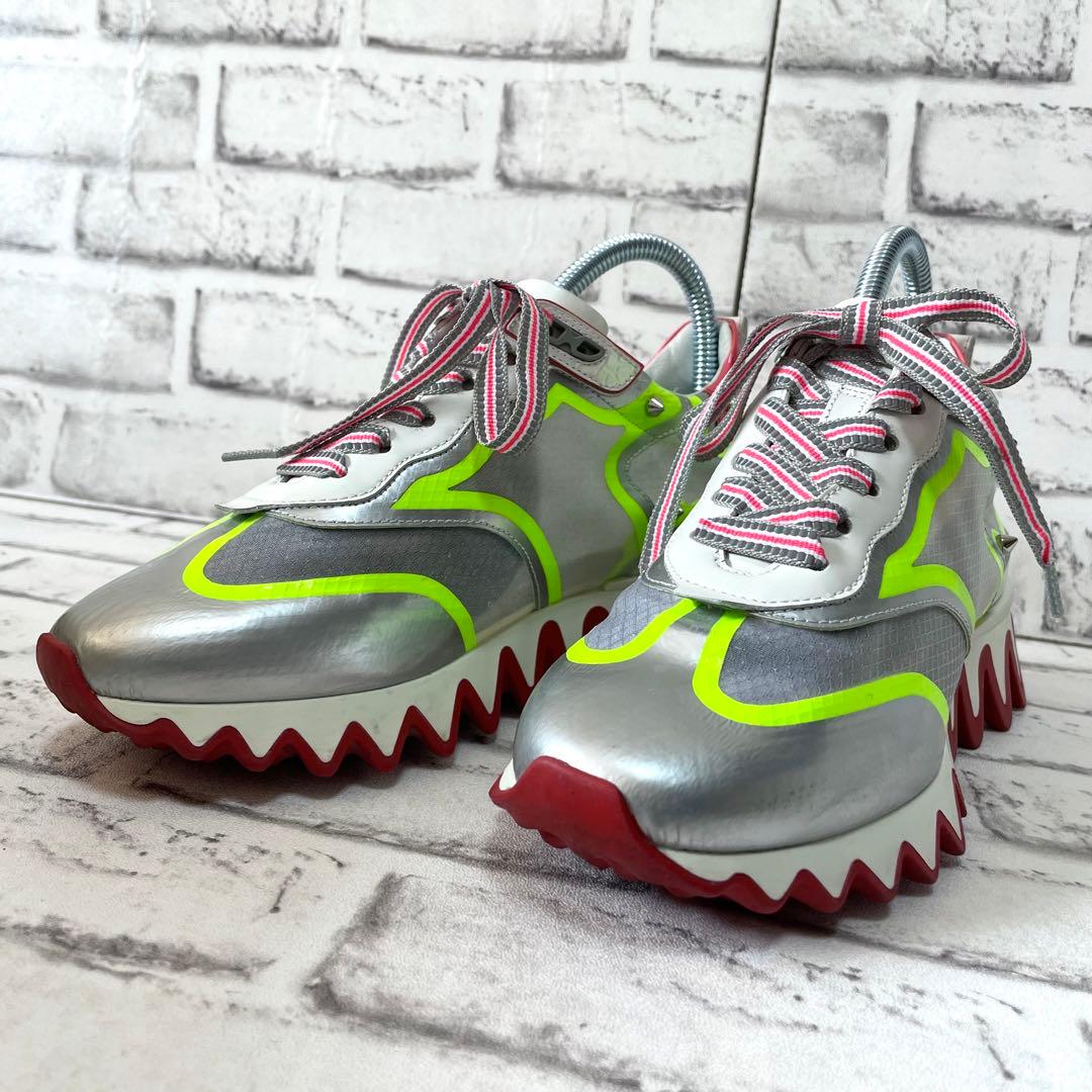 極美品✨クリスチャンルブタン　スニーカー　ルビシャーク　スタッズ　36