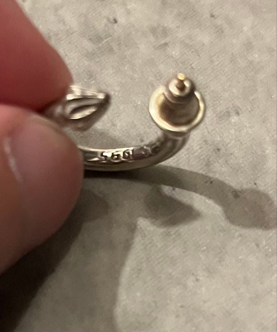 Chrome Hearts プレーンフープピアス