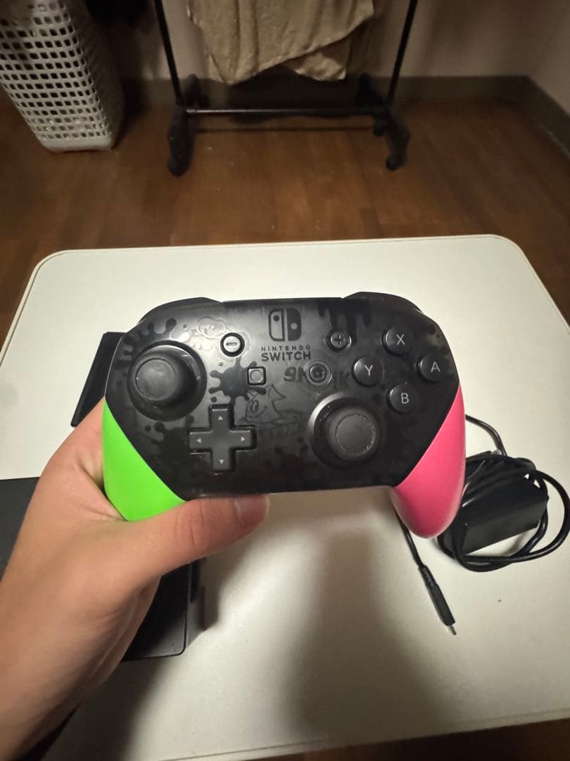 任天堂 Switch ジョイコン付き