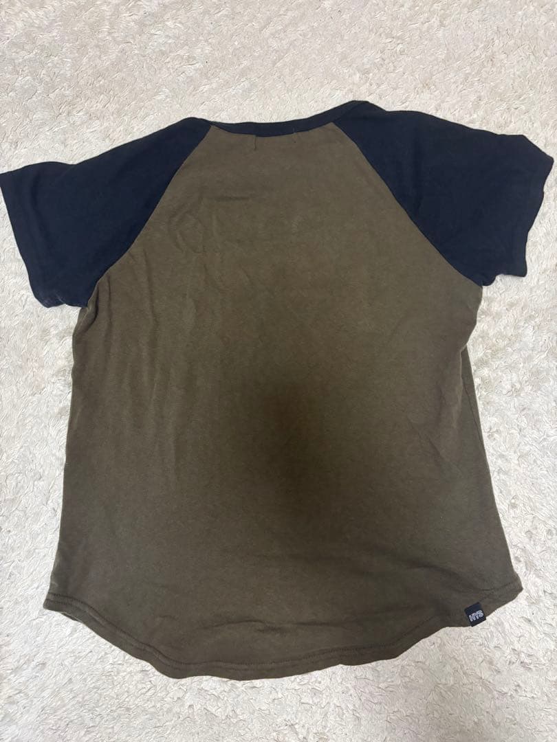 ヒステリックグラマー カーキ tシャツ