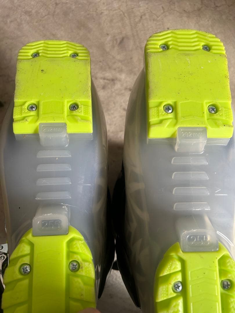 【値下げしました】ATOMIC スキーセット 130cm ブーツ25.5cm