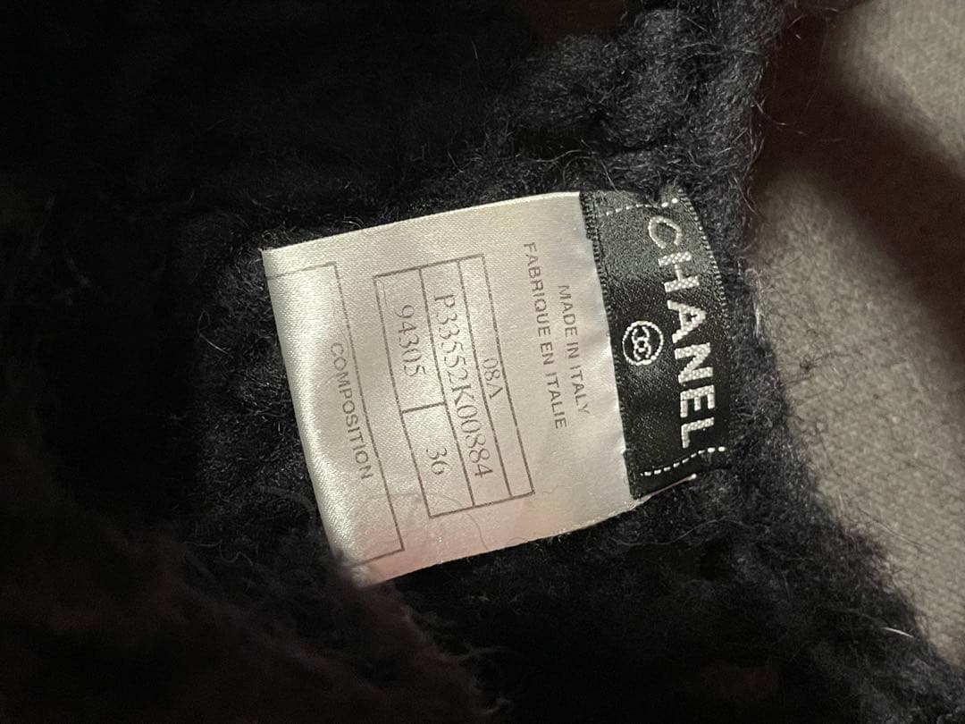 シャネルCHANEL08A宝石ボタン美品カメリアニットコート