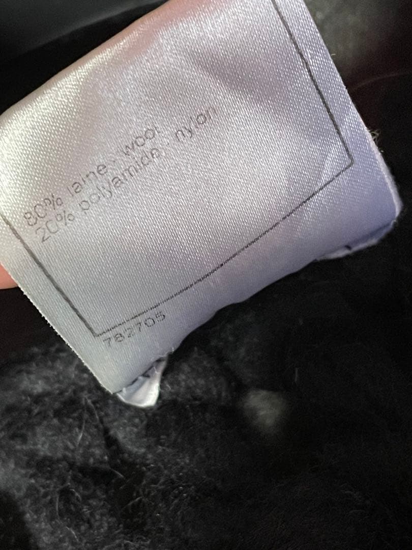 シャネルCHANEL08A宝石ボタン美品カメリアニットコート