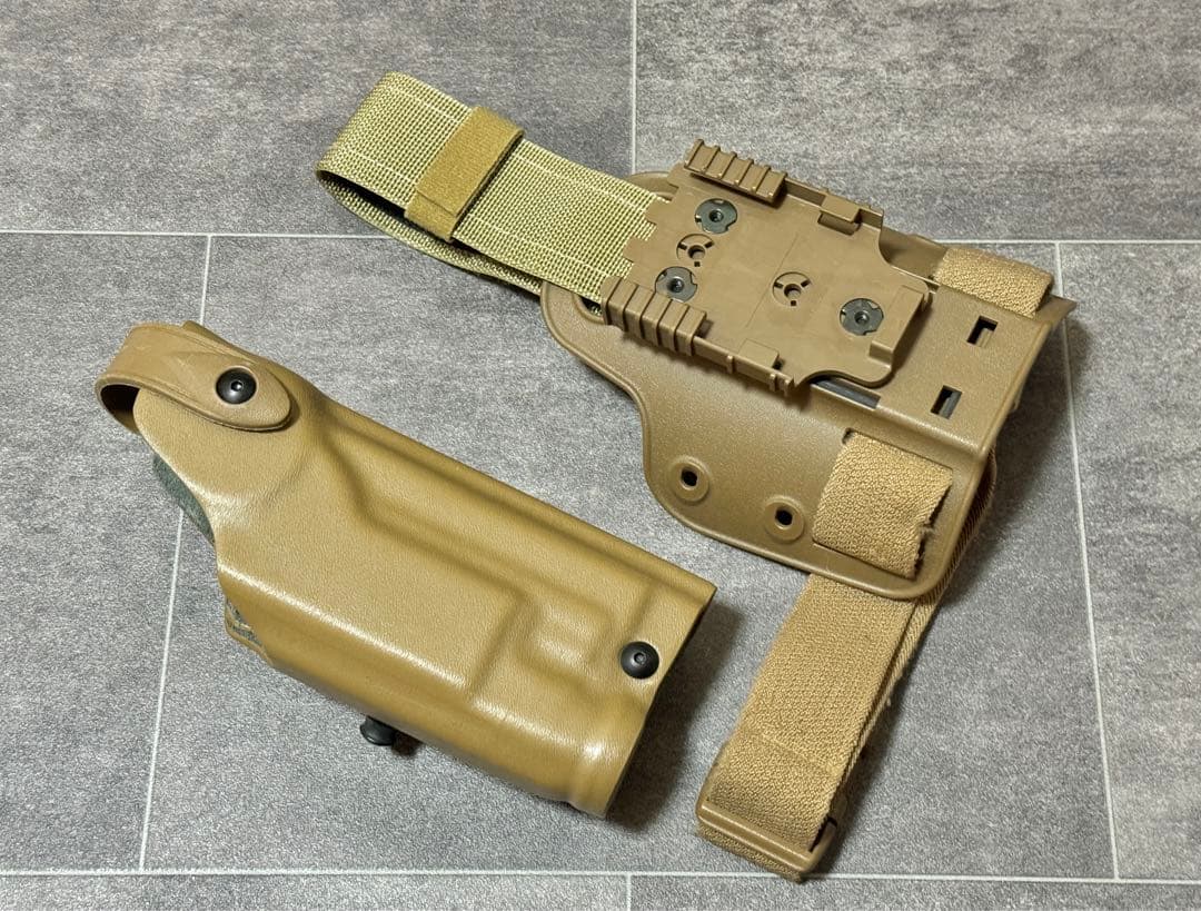 実物 SAFARILAND 6004SS ホルスター X300 + M45A1用